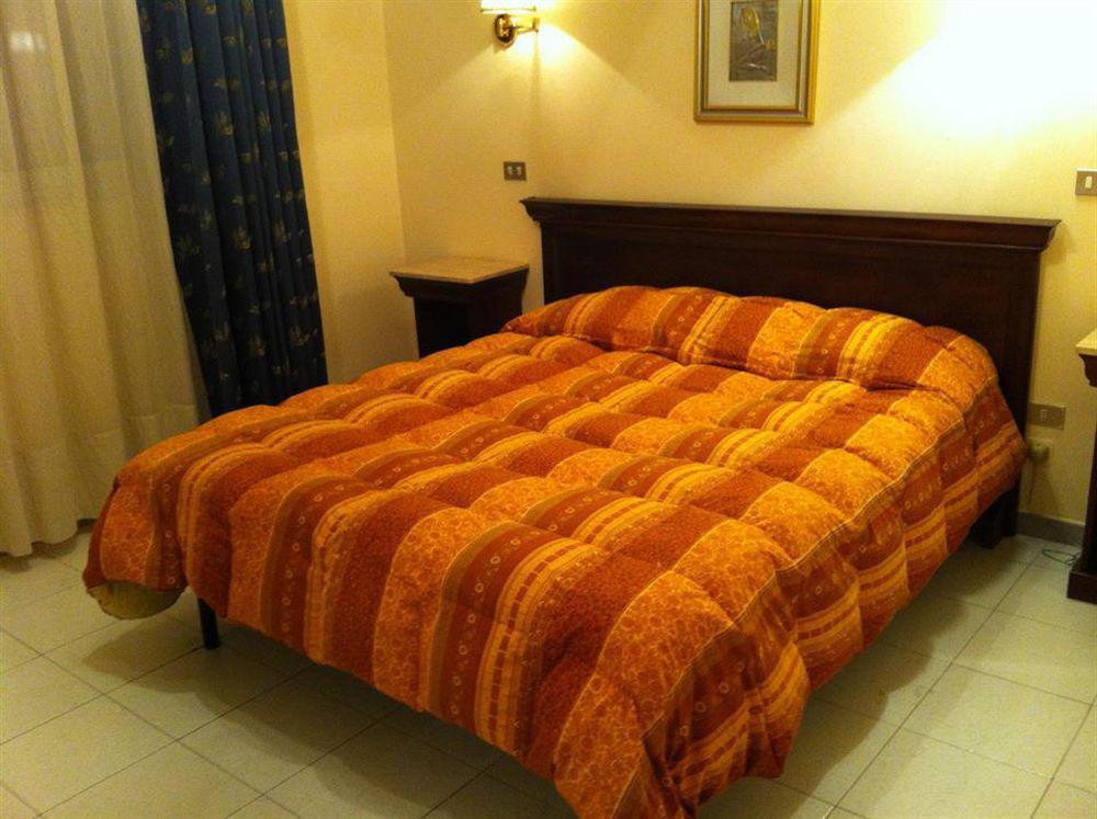 Cappello Hotel Lecce Exterior photo
