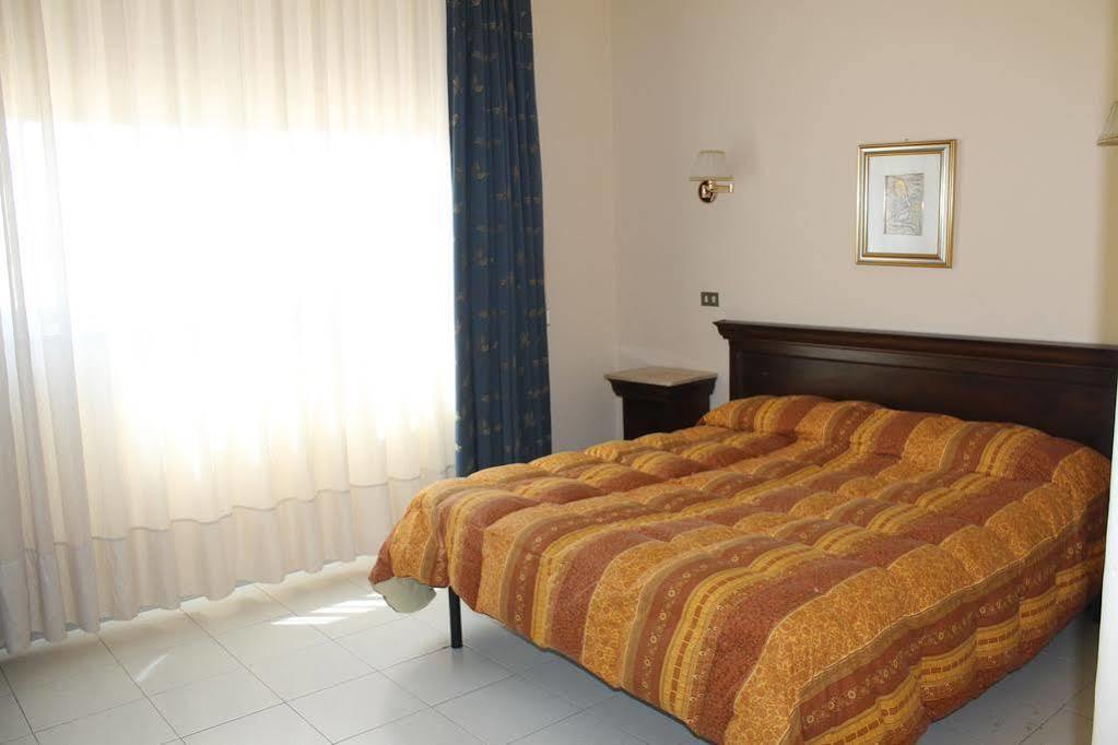Cappello Hotel Lecce Exterior photo